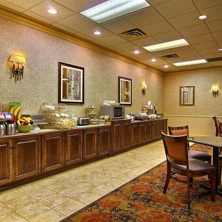 Quality Inn & Suites Mansfield Kültér fotó